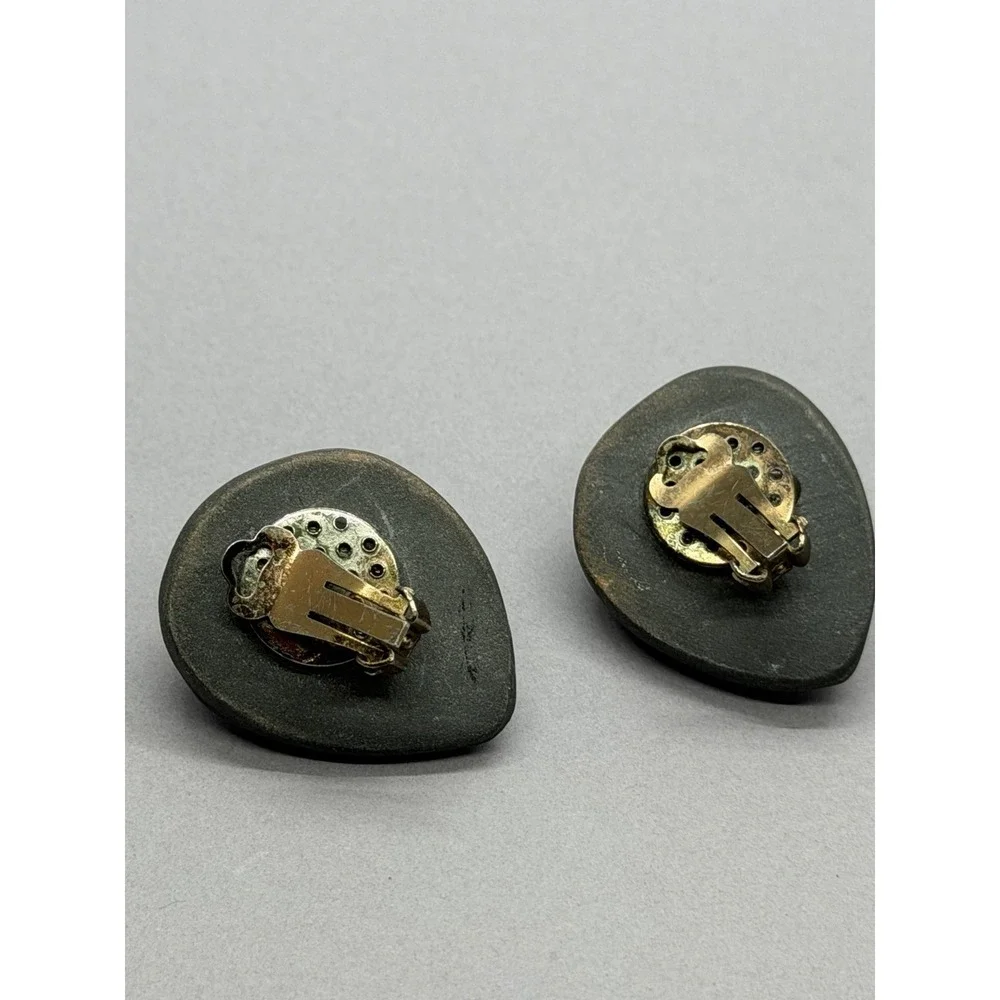 Vintage Tear Drop Faceted Glass Center Stone Clip On Earrings Black Gold Tone